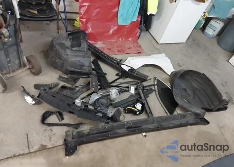 2017 Subaru Outback 2.5I Premium z USA, uszkodzony, nr VIN 4S4BSACC5H3266246